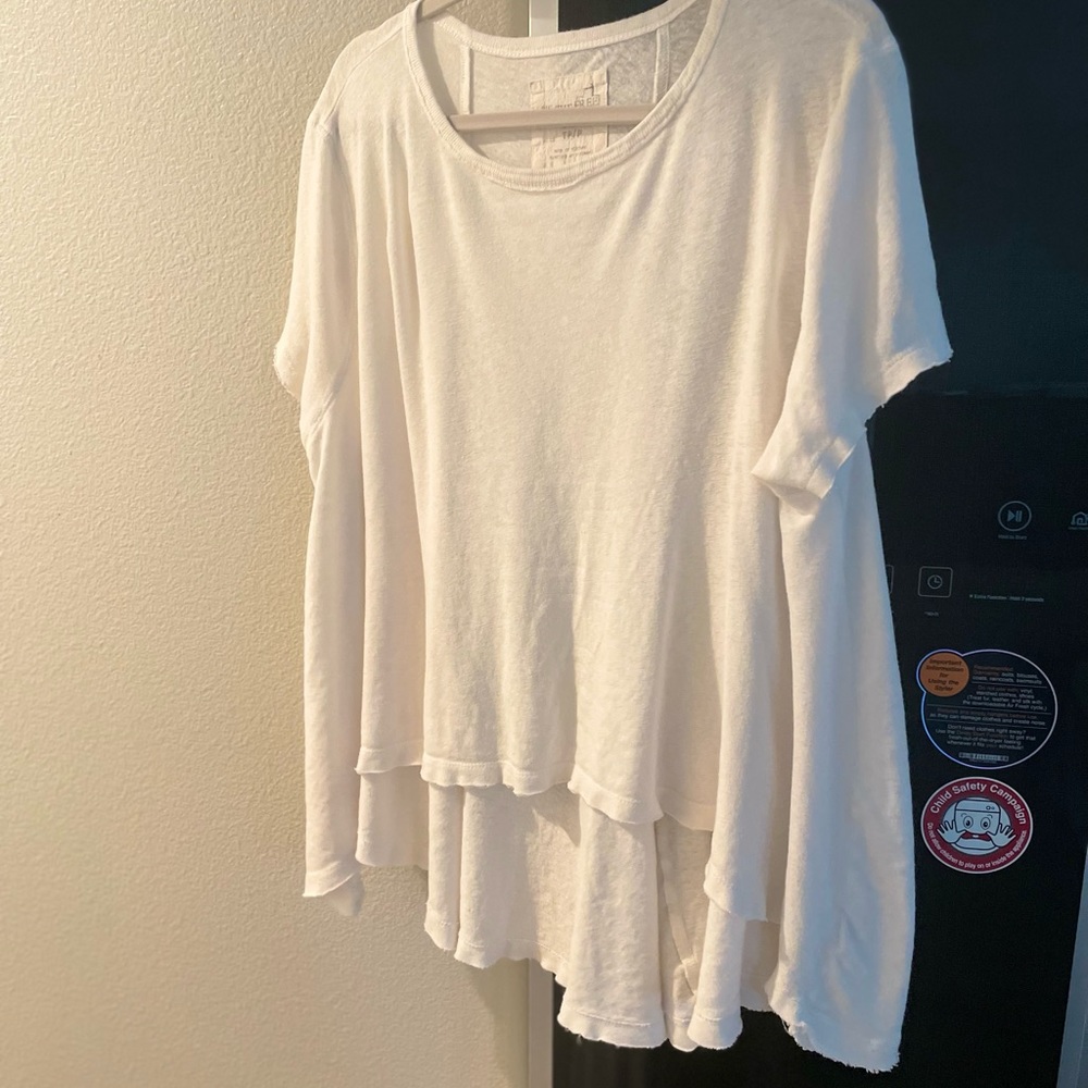 White  t shirt